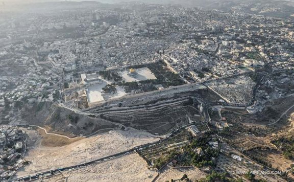 耶路撒冷上空的观光飞行